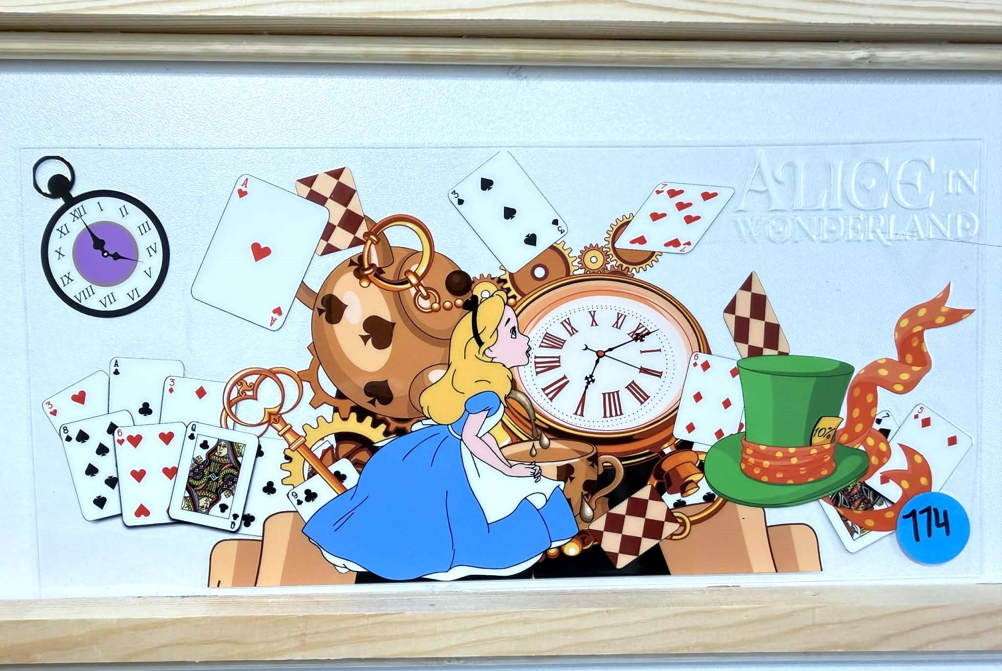 16oz - Alice in Wonderland